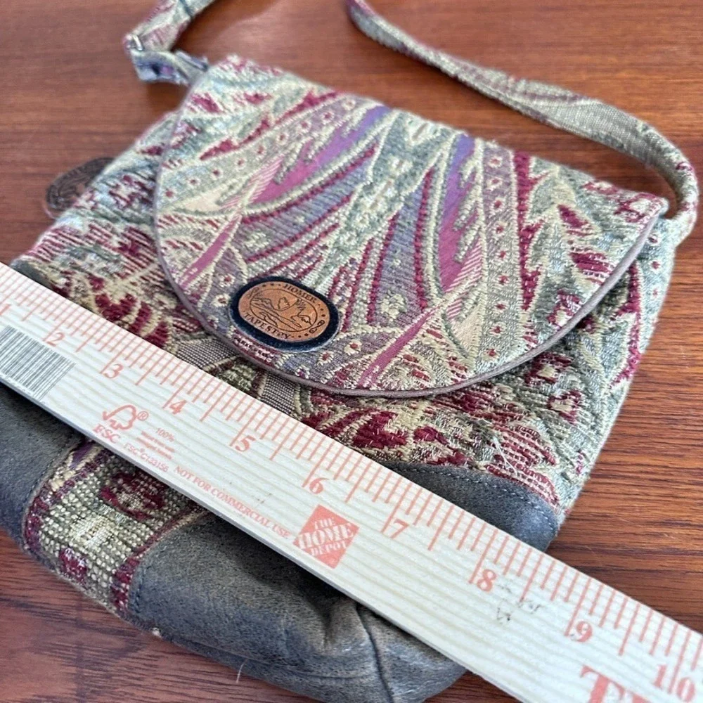 Alaskan Tapestry bag 8.5